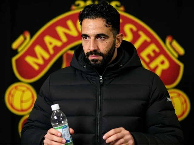 Schmeichel pede Amorim ao painel após vitória do United em Anfield